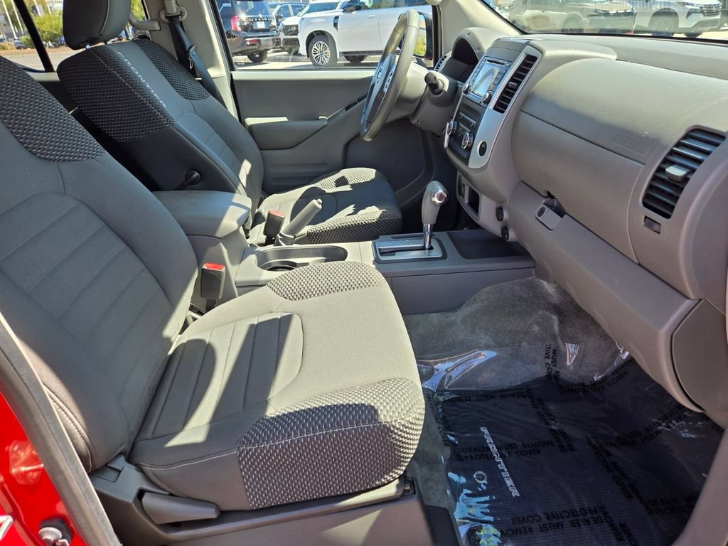 Used 2016 Nissan Frontier Desert Runner RWD image 21