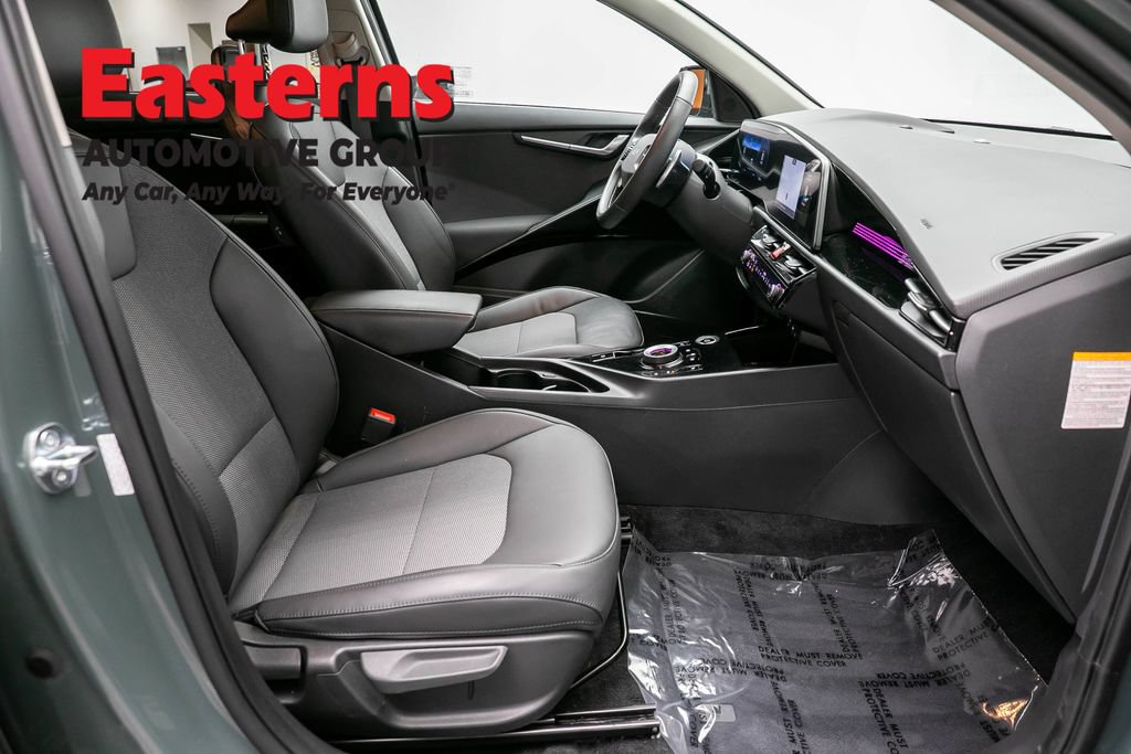 Used 2023 Kia Niro Wind w/ Wind Preserve Package FWD image 24
