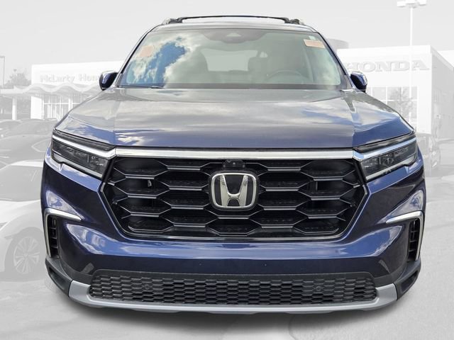 Used 2024 Honda Pilot Elite image 3
