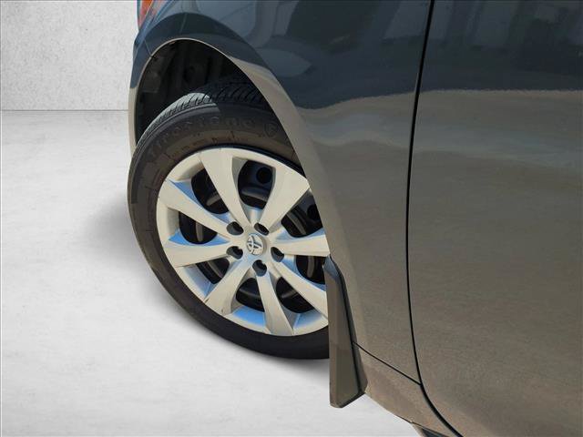 Certified 2025 Toyota Corolla LE FWD image 10