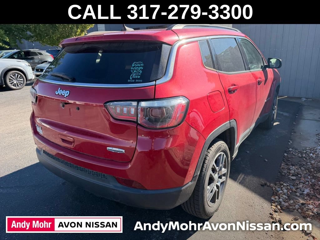 Used 2019 Jeep Compass Latitude w/ Cold Weather Group AWD/4WD image 6
