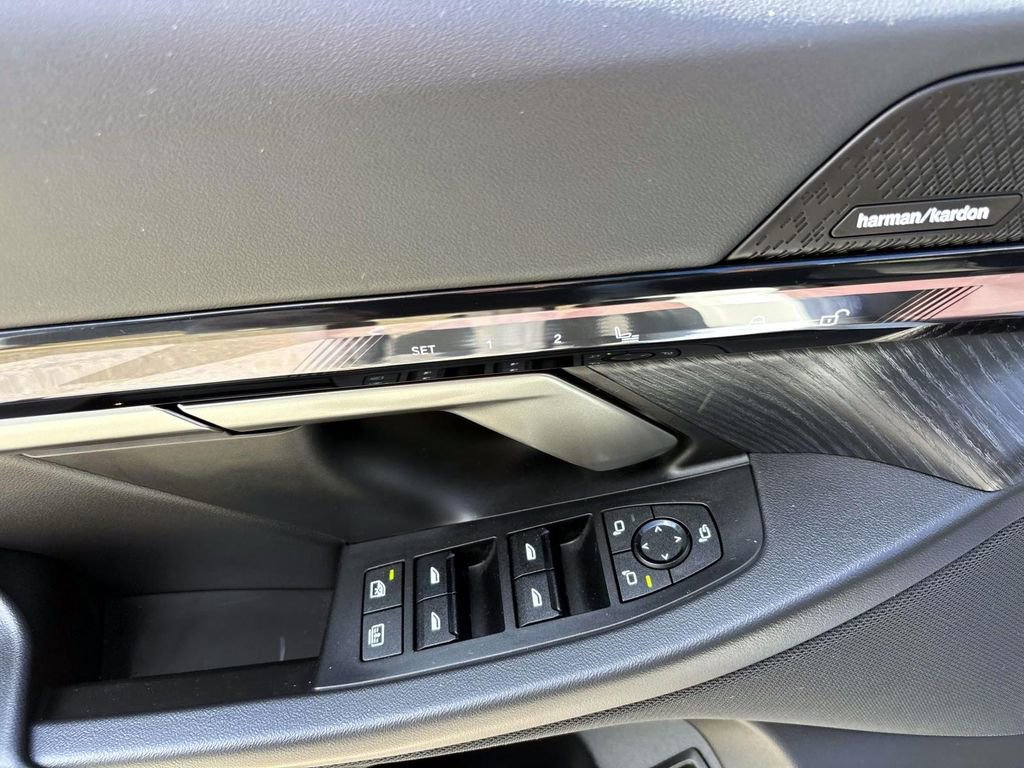 Certified 2025 BMW 540i xDrive image 13