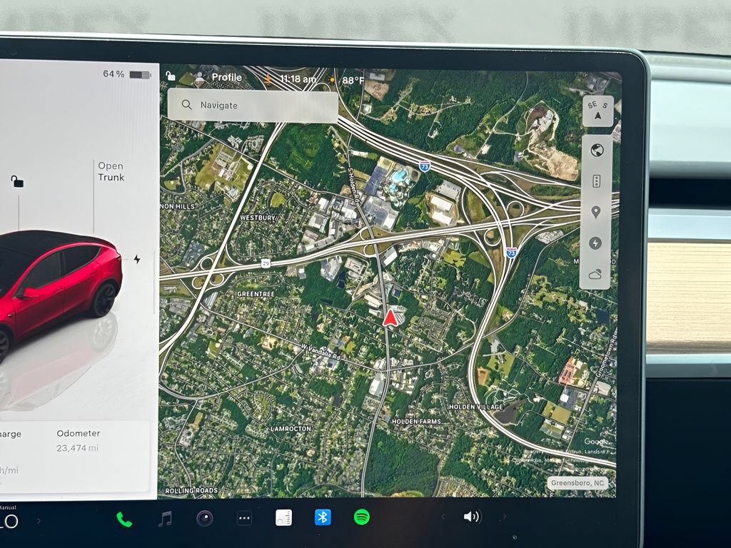 Used 2024 Tesla Model Y Long Range AWD/4WD image 11