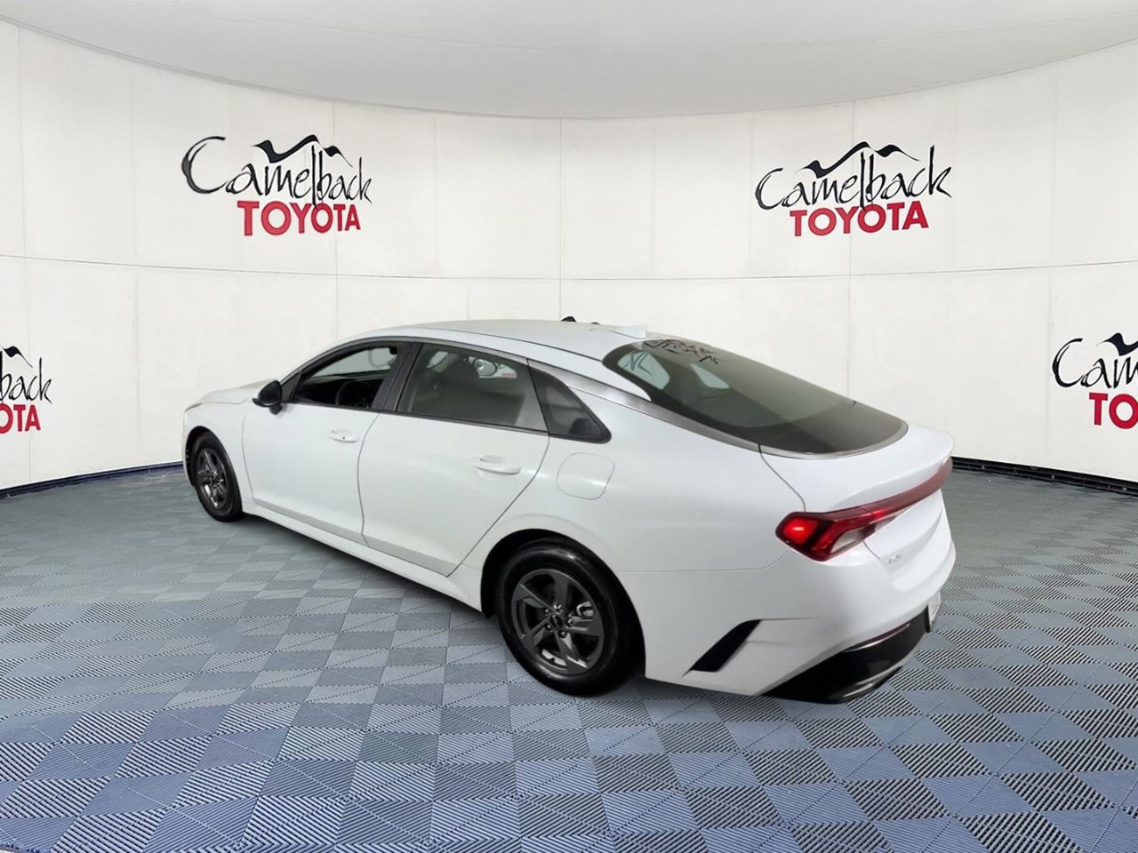 Used 2023 Kia K5 LXS FWD image 9