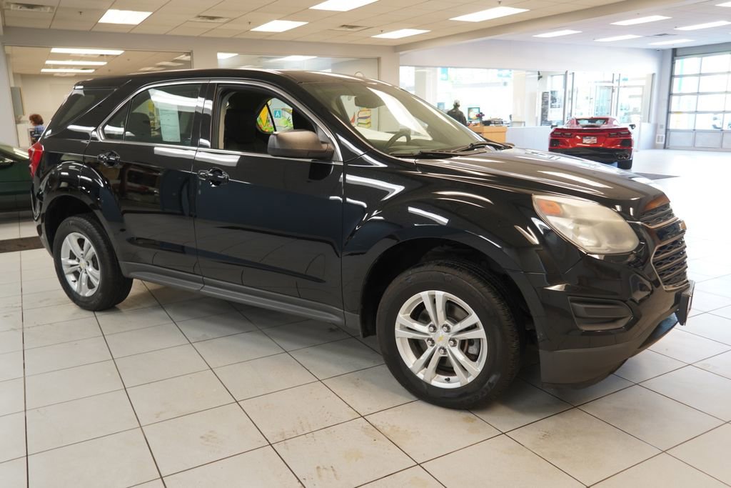 Used 2017 Chevrolet Equinox LS FWD image 13