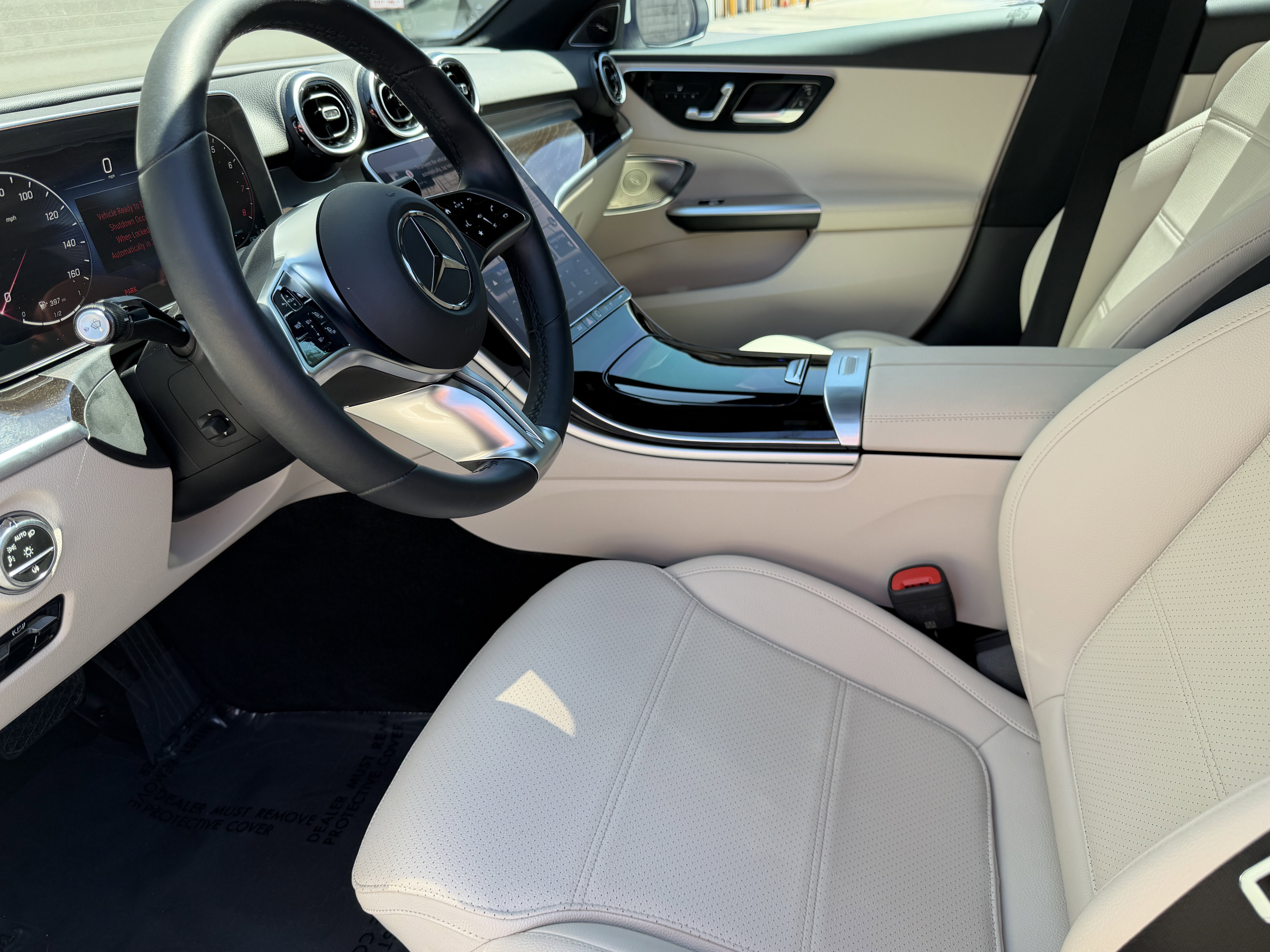 Used 2024 Mercedes-Benz C 300 4MATIC Sedan image 4