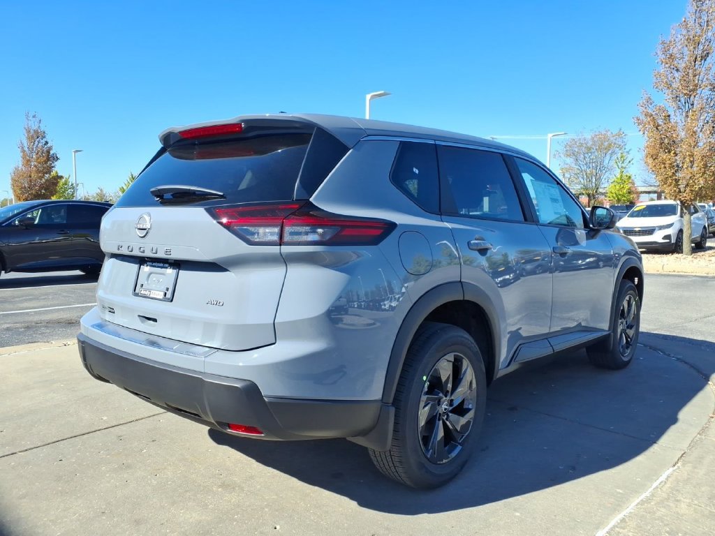 New 2027 Nissan Rogue SV w/ Cold Weather Package AWD/4WD image 7