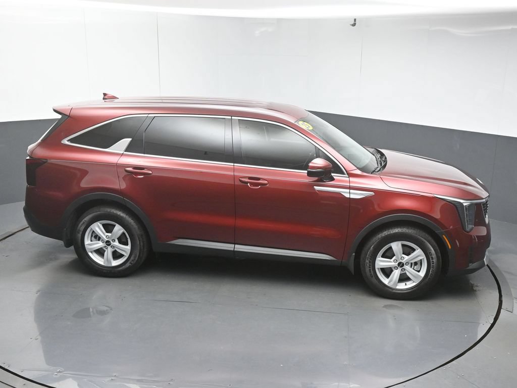 Used 2025 Kia Sorento LX FWD image 49