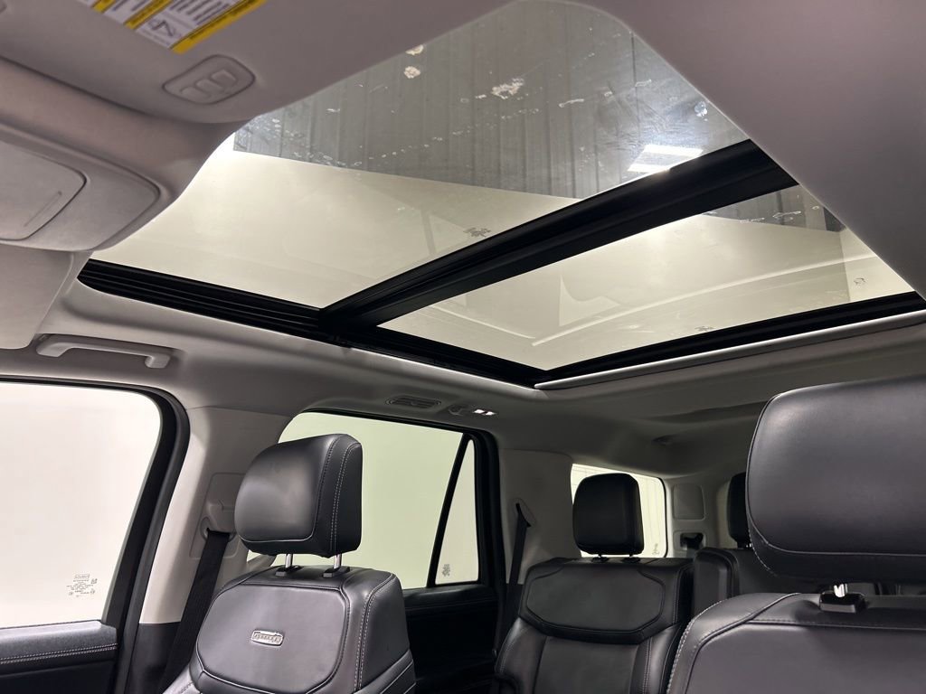 Certified 2025 Ford Expedition Platinum AWD/4WD image 27