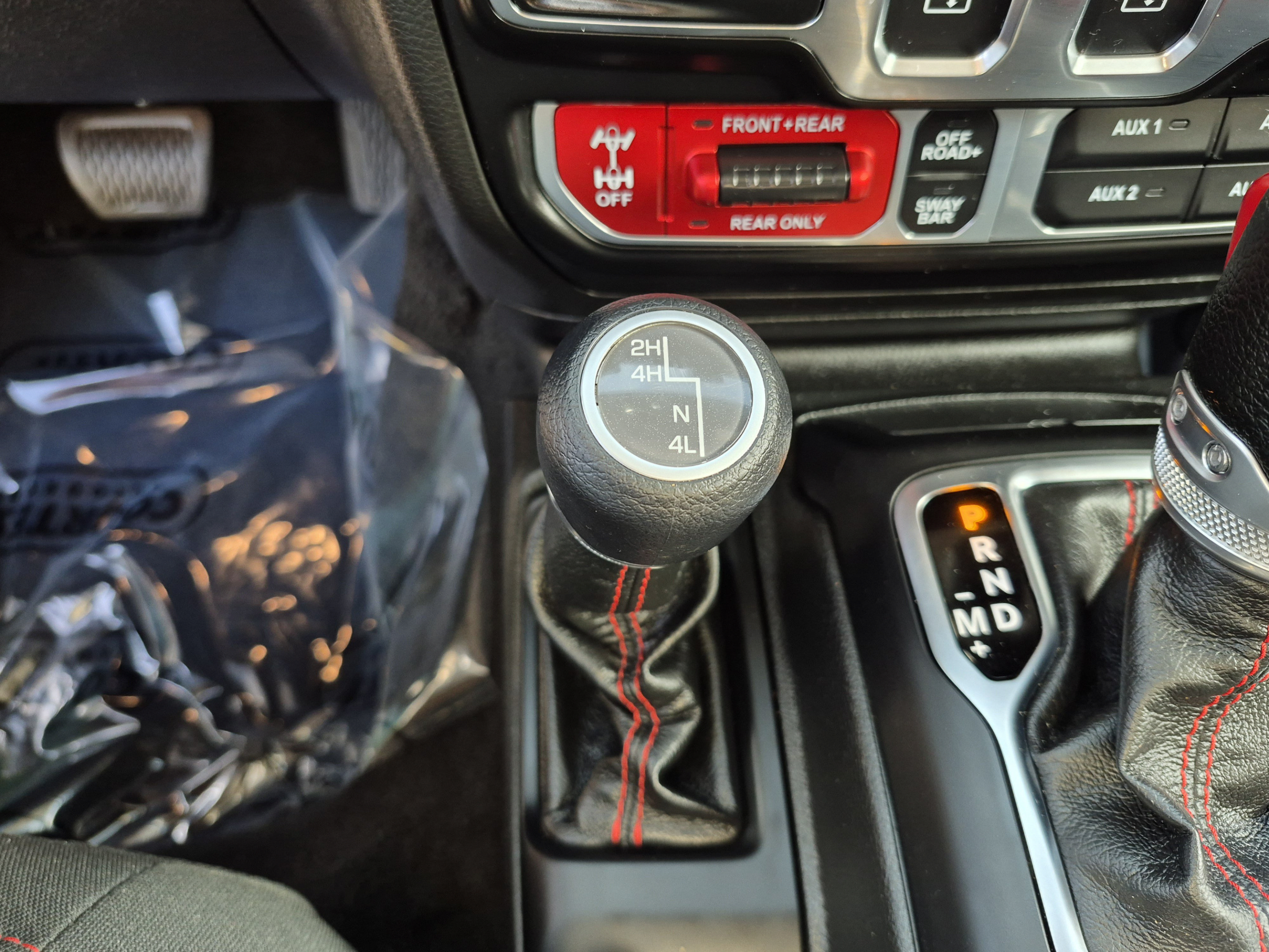 Used 2022 Jeep Wrangler Rubicon w/ LED Lighting Group AWD/4WD image 23