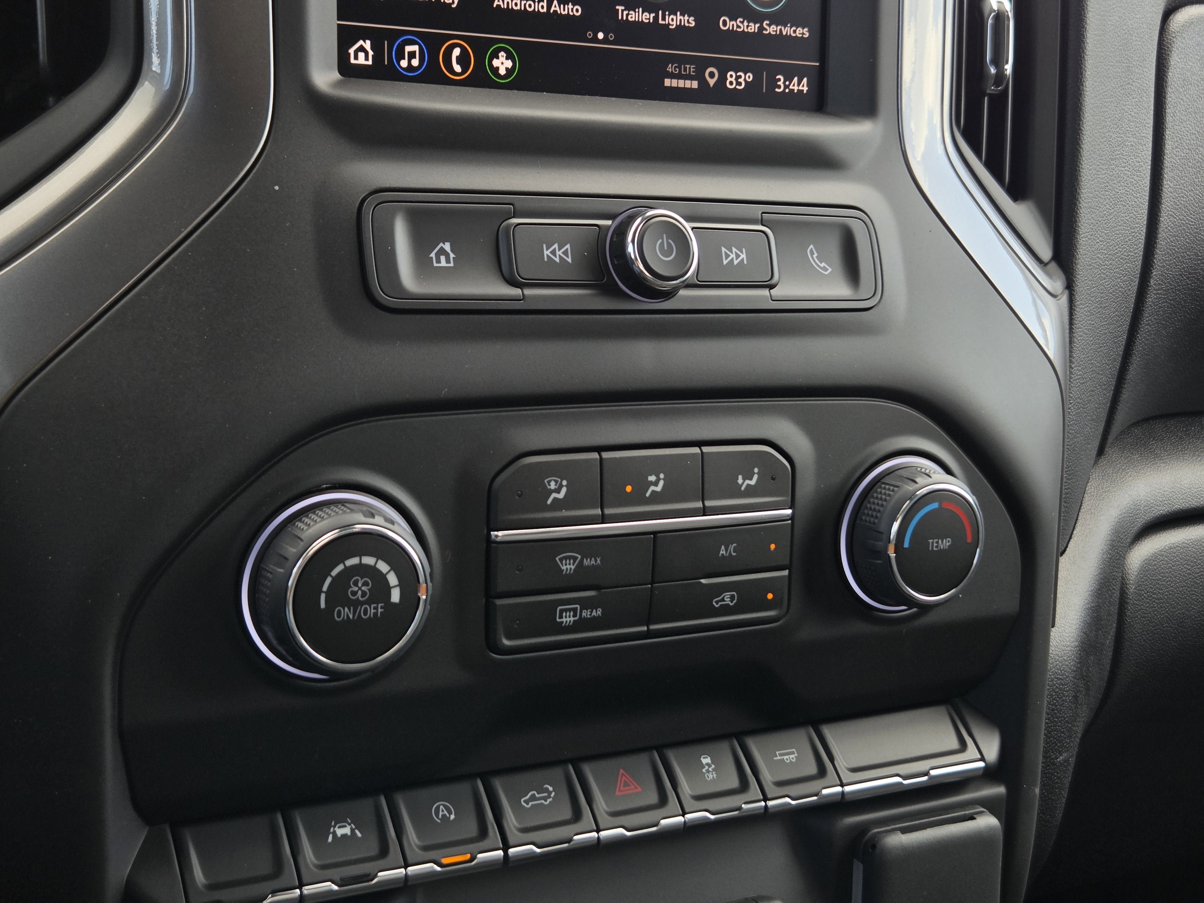 New 2026 Chevrolet Silverado 1500 Custom w/ LPO, Dark Essentials Package RWD image 19