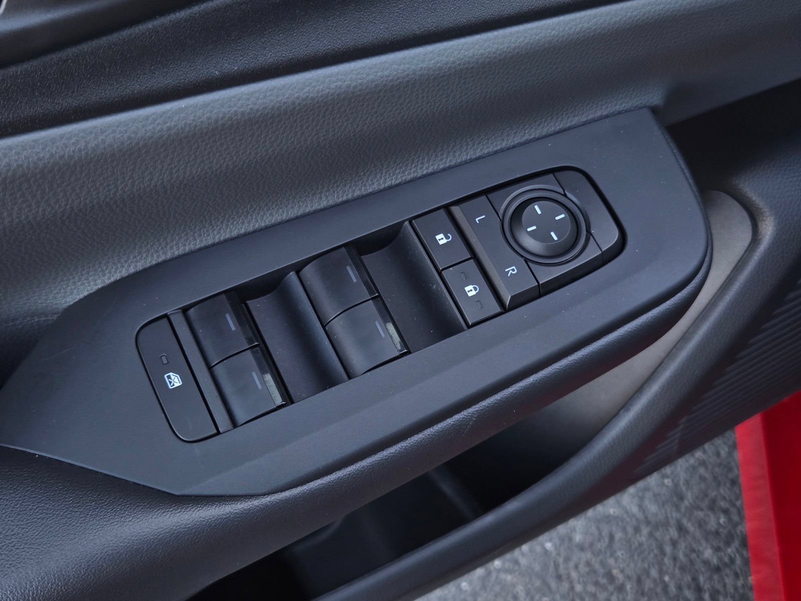 Certified 2026 Toyota Prius LE FWD image 10