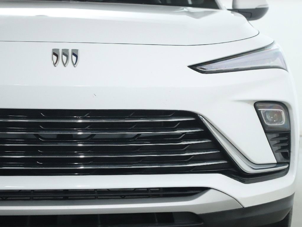 Used 2025 Buick Envista Preferred image 7