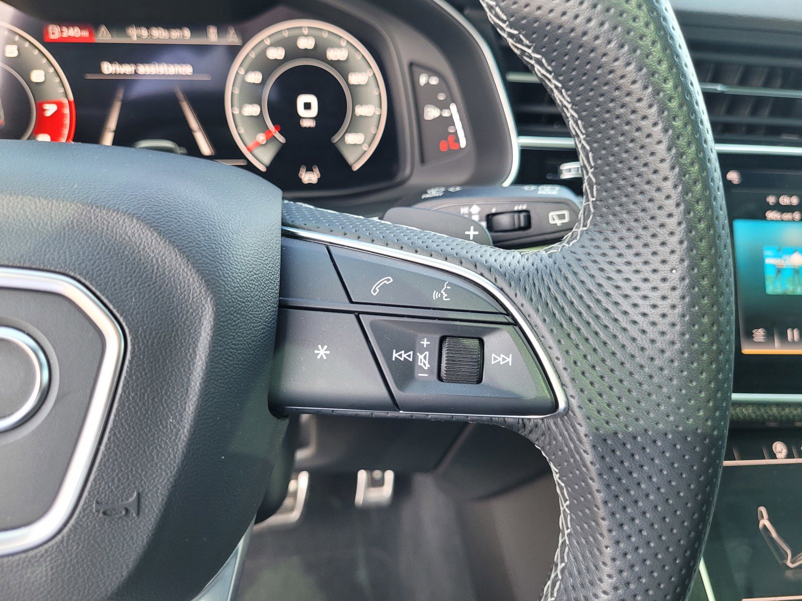 Used 2023 Audi SQ7 Premium Plus image 22