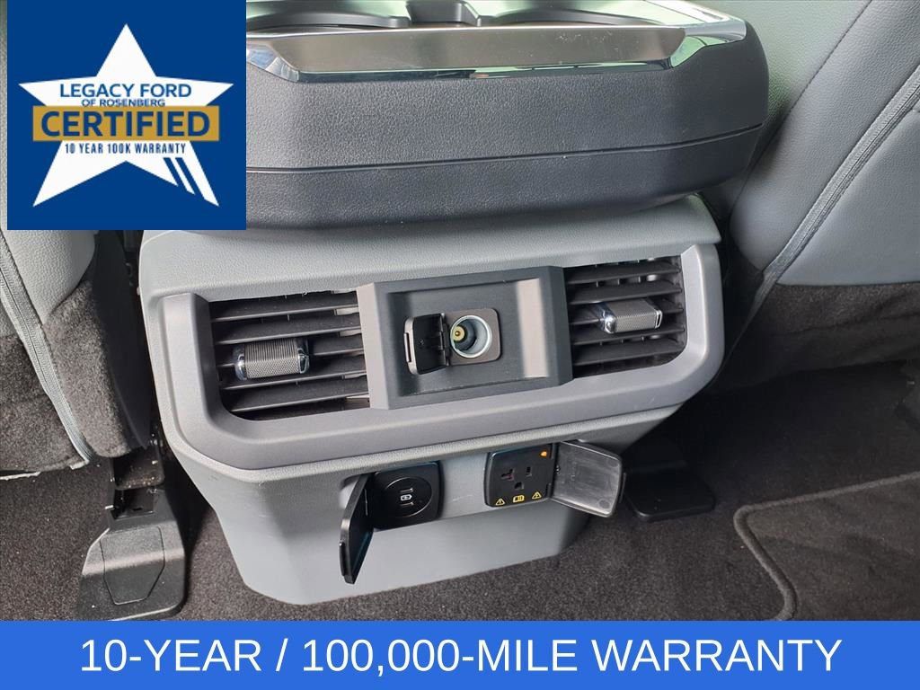 Used 2025 Ford F150 Lightning Flash image 18