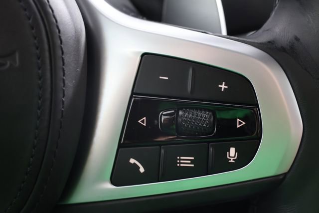 Used 2022 BMW 330e xDrive w/ M Sport Package image 12