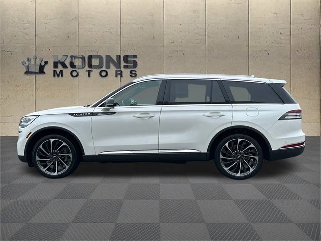 Used 2022 Lincoln Aviator Reserve w/ Equipment Group 201A image 4