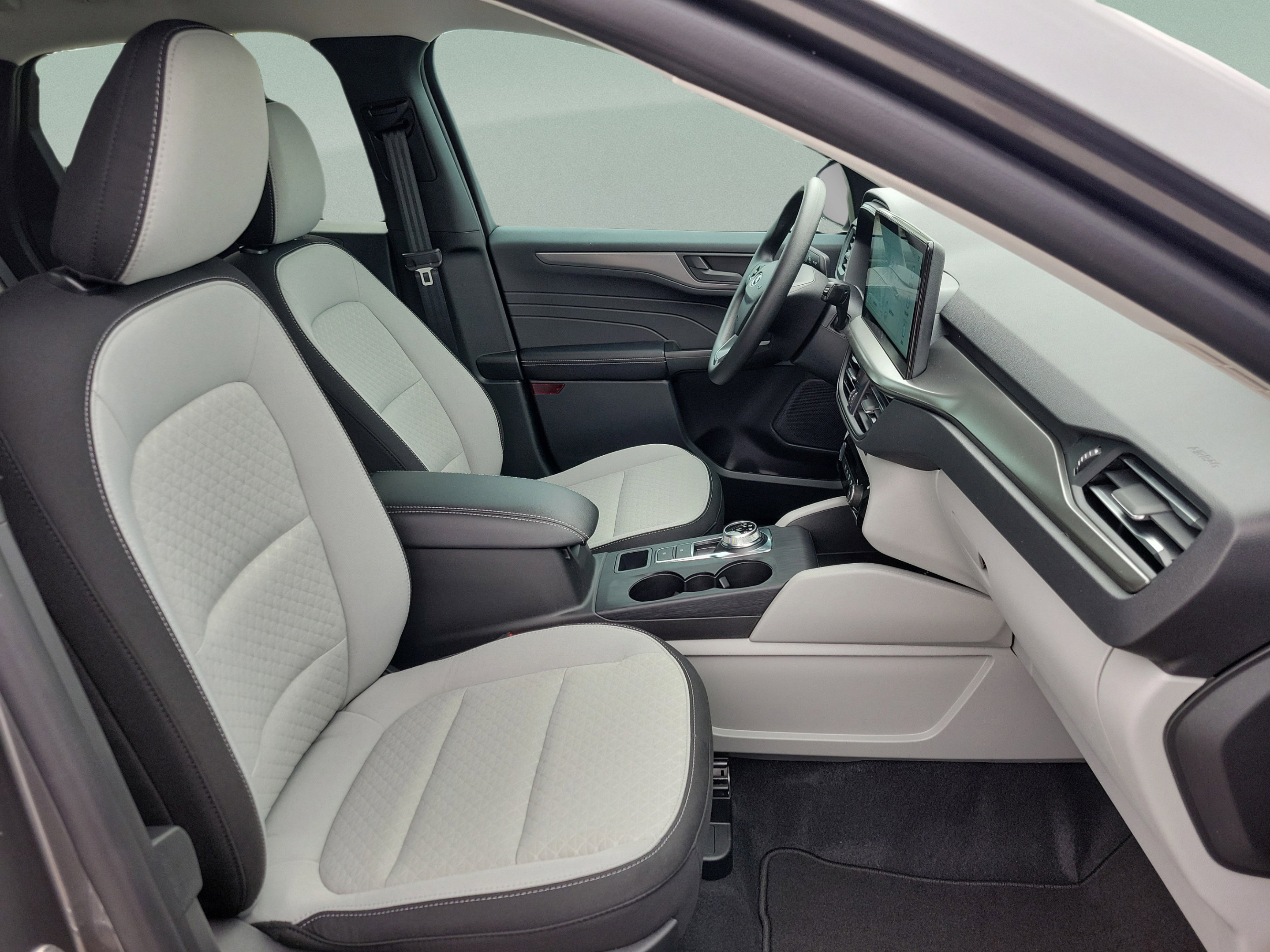New 2026 Ford Escape Active w/ Tech Pack #1 FWD image 32