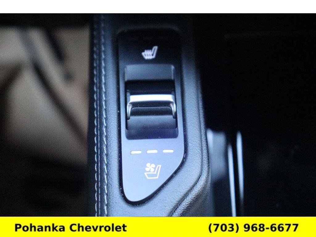 Used 2024 Kia Telluride EX w/ EX Captain's Chair Package image 20