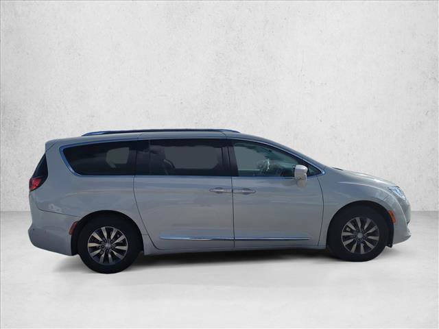 Used 2019 Chrysler Pacifica Touring-L Plus w/ Advanced Safetytec Group video 4