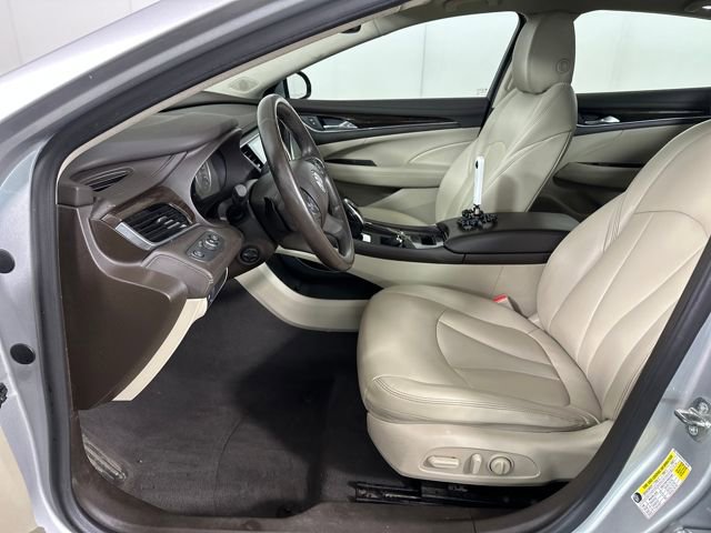 Used 2017 Buick LaCrosse Preferred image 11