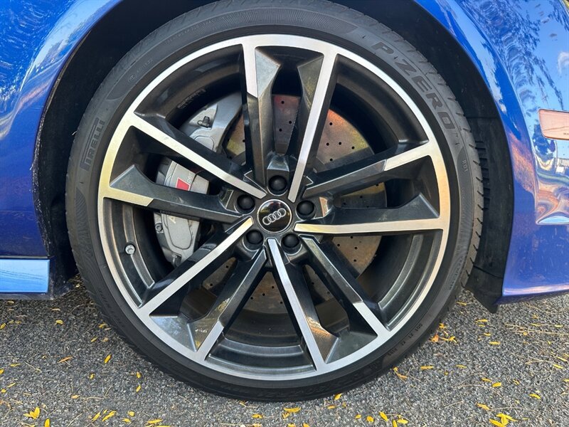 Used 2018 Audi RS 7 Performance AWD/4WD image 35