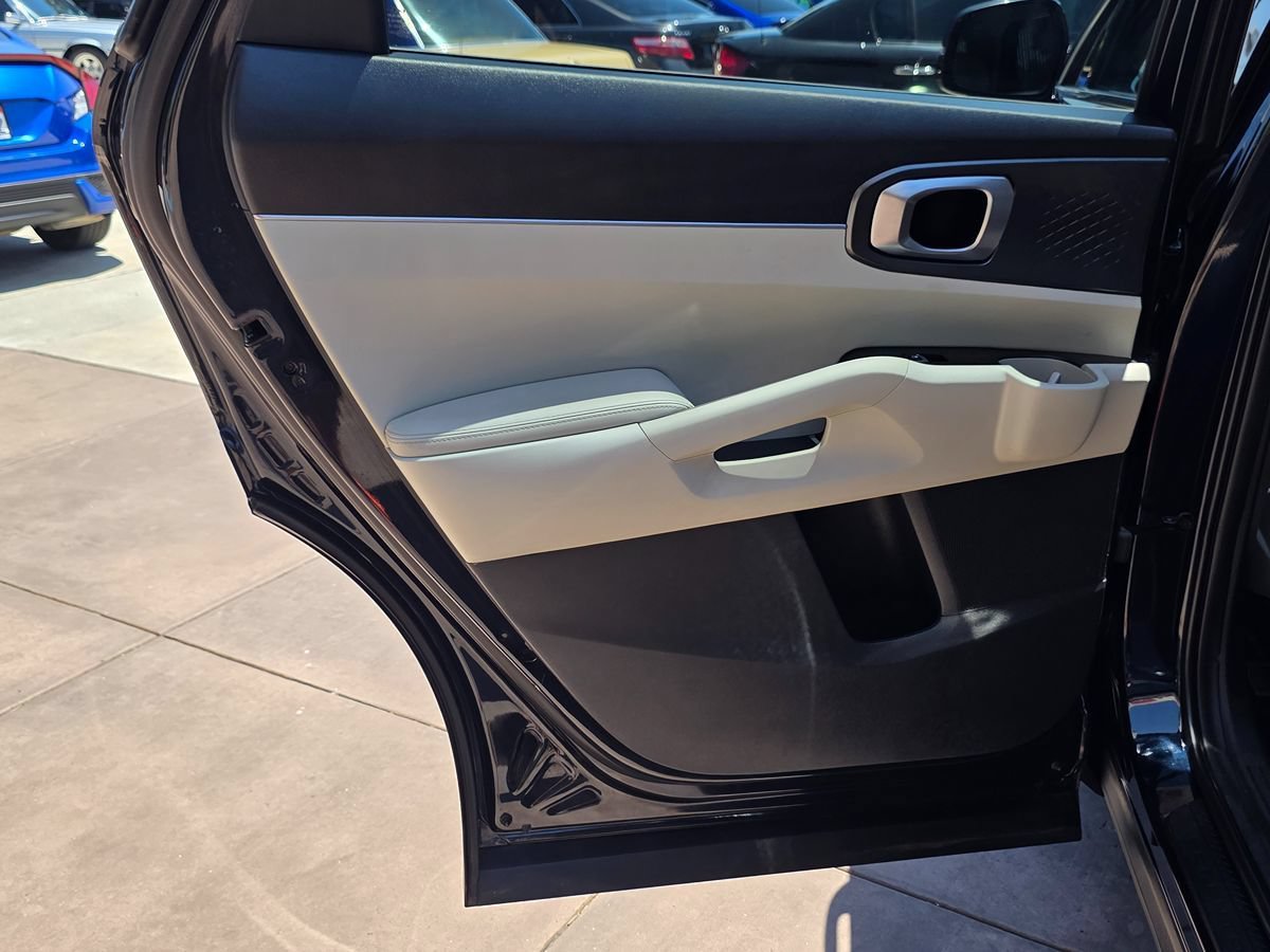 Used 2022 Kia Sorento S FWD image 27
