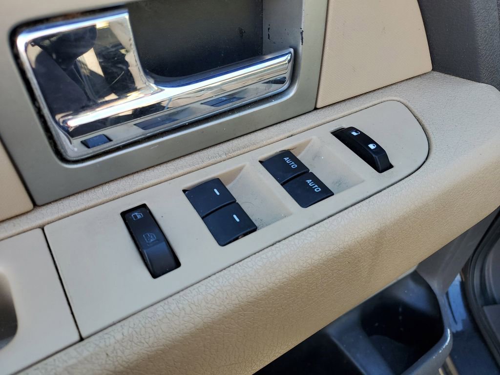 Used 2011 Ford F150 XLT w/ XLT Chrome Pkg image 20