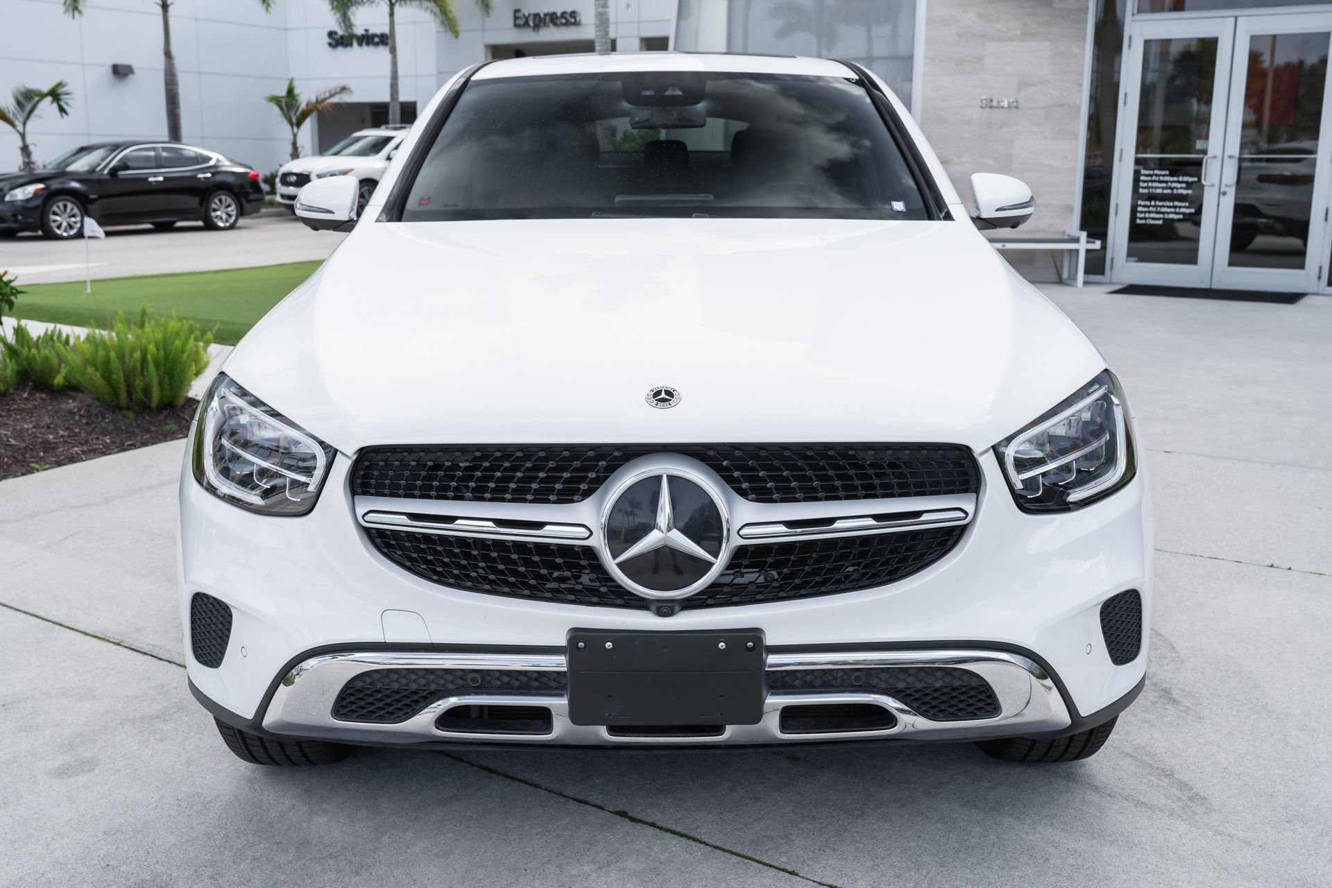 Used 2023 Mercedes-Benz GLC 300 4MATIC Coupe image 6