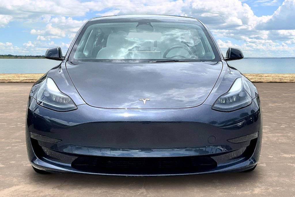 Used 2023 Tesla Model 3 Standard Range RWD image 2