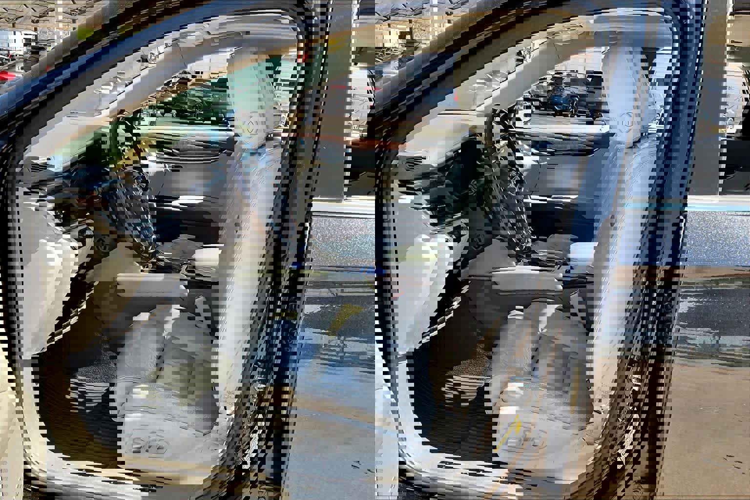 Used 2014 Cadillac XTS Platinum image 7