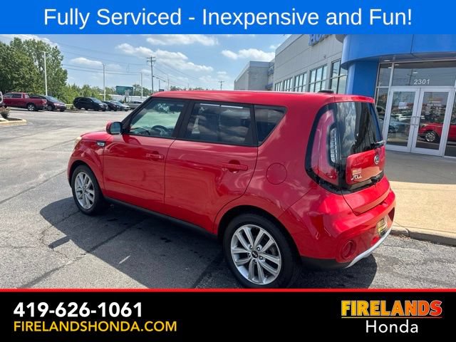 Used 2017 Kia Soul + FWD image 3