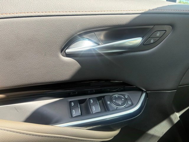 Certified 2024 Cadillac XT4 Luxury w/ Cold Weather Package FWD image 20