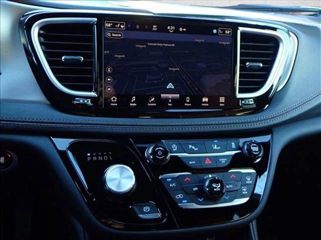 New 2026 Chrysler Pacifica Pinnacle FWD image 19