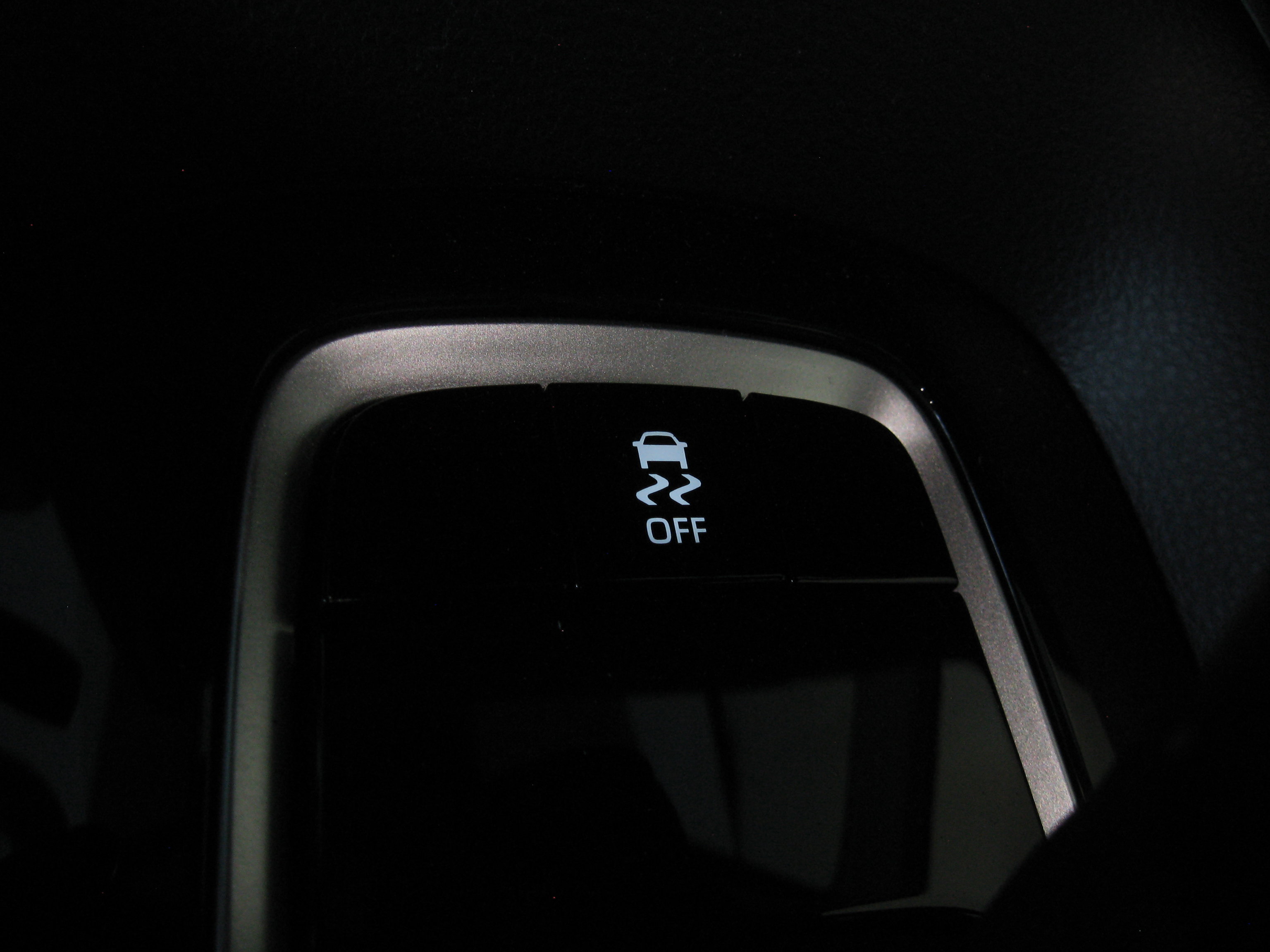 Used 2025 Toyota Corolla LE w/ LE Premium Package image 16