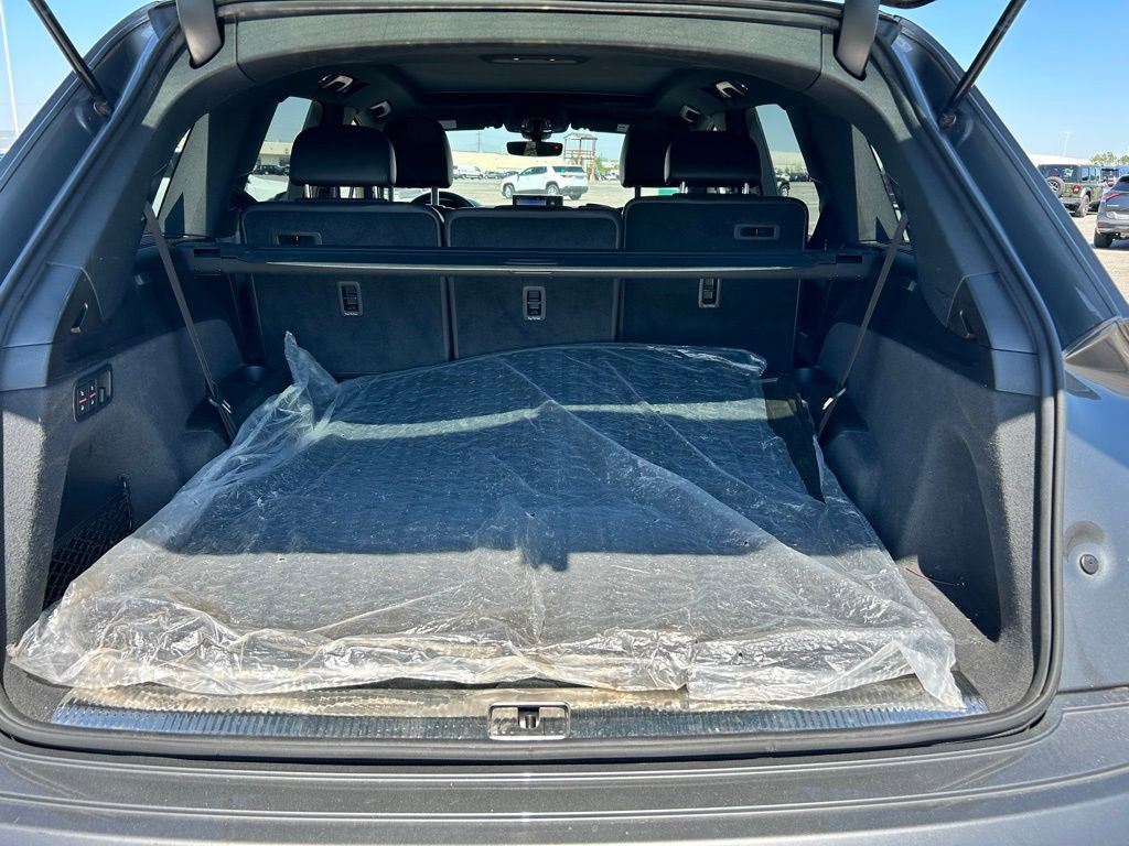 Used 2017 Audi Q7 3.0T Premium Plus image 31