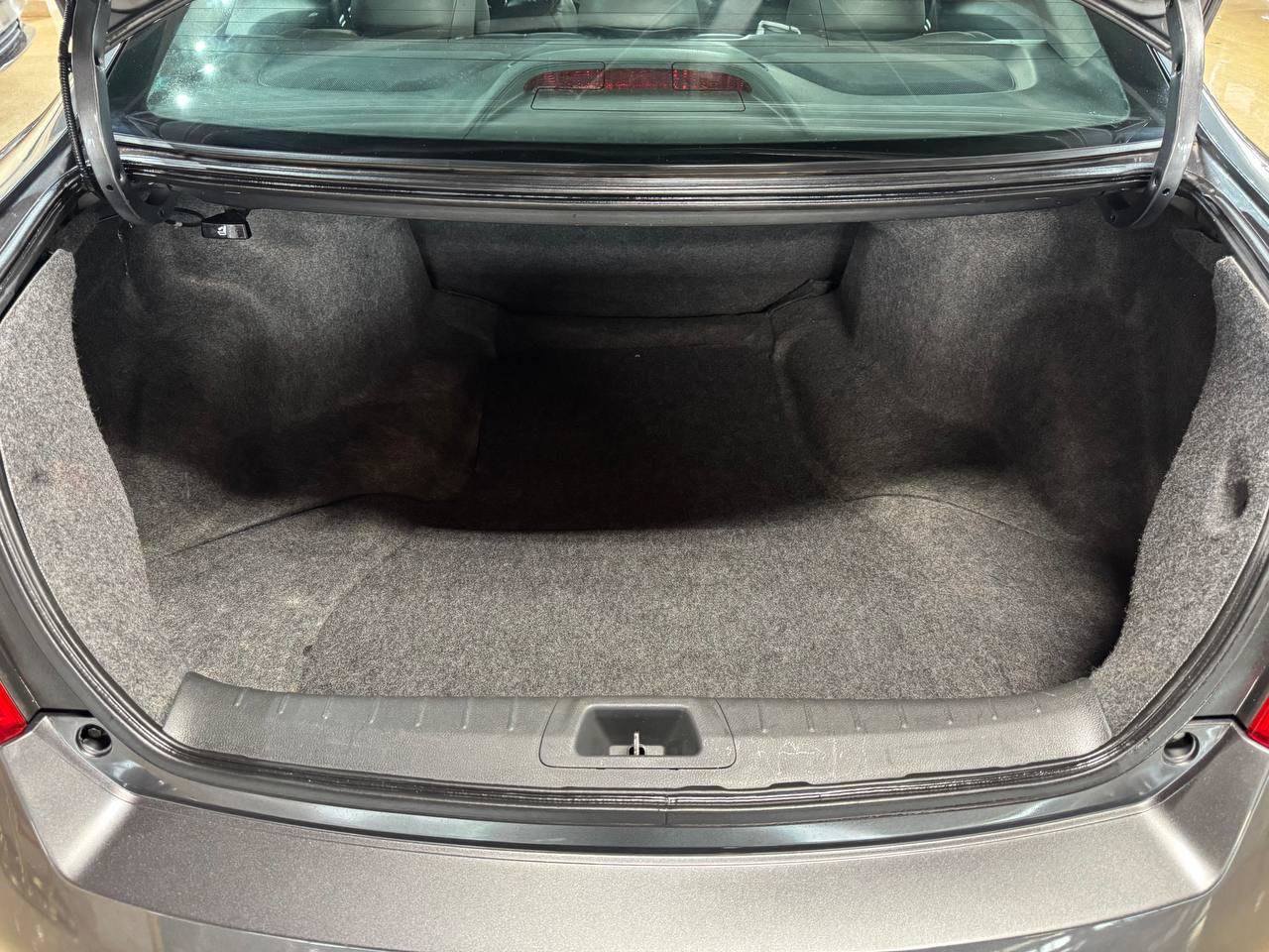 Used 2011 Honda Accord EX-L image 28