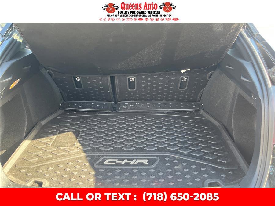Used 2021 Toyota C-HR LE FWD image 13