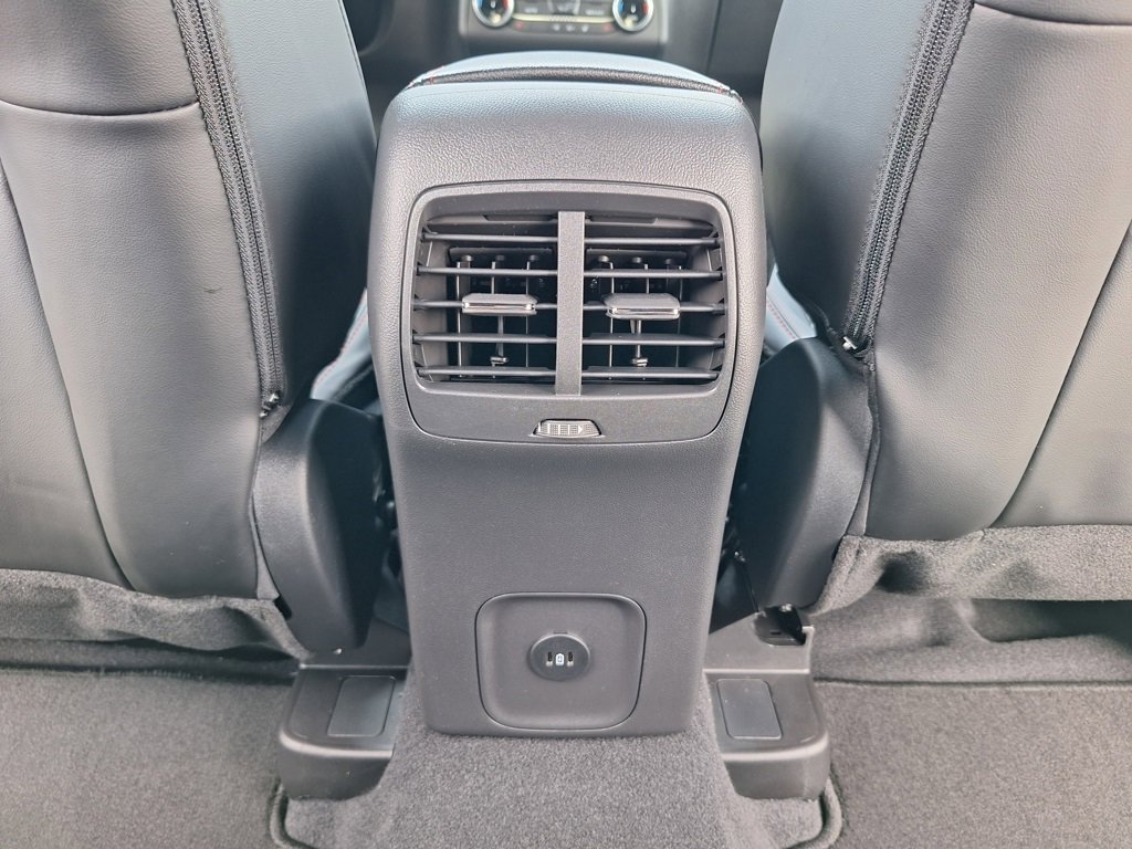 New 2026 Ford Escape ST-Line w/ Cold Weather Package image 19