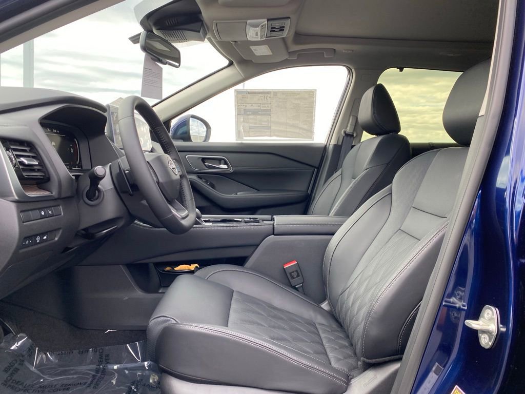 New 2026 Nissan Rogue Platinum w/ Platinum Premium Package image 11