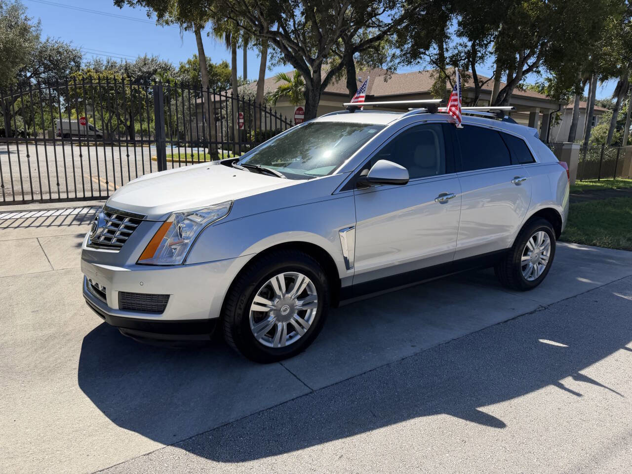 Used 2014 Cadillac SRX Luxury