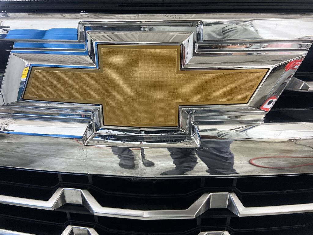 Certified 2024 Chevrolet Silverado 1500 LTZ w/ LTZ Premium Package AWD/4WD image 32