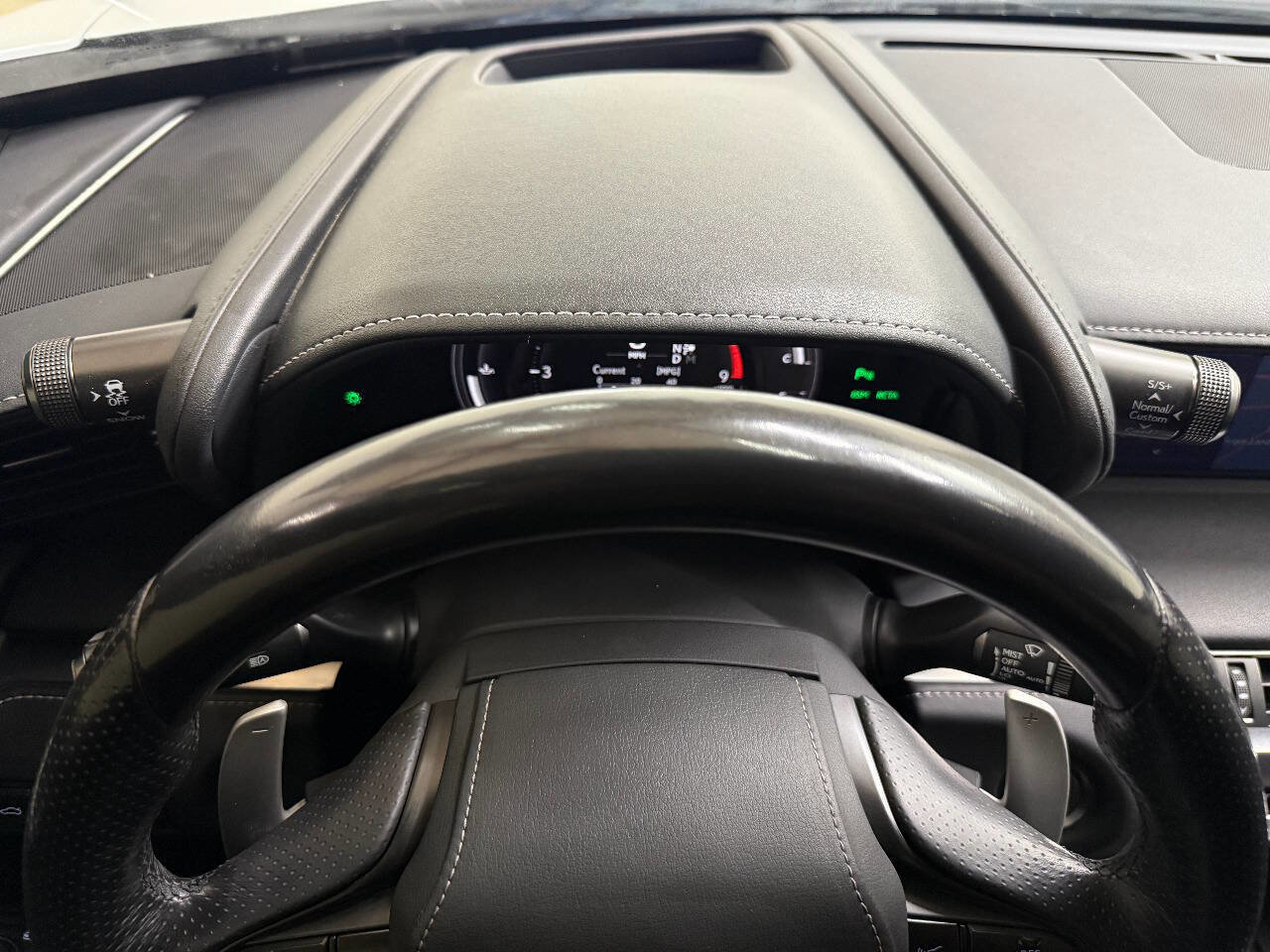 Used 2018 Lexus LC 500 Coupe w/ Touring Package image 59