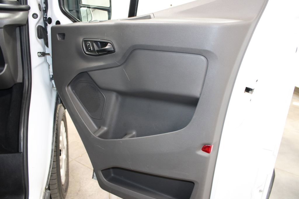 Used 2024 Ford Transit 350 XLT image 28
