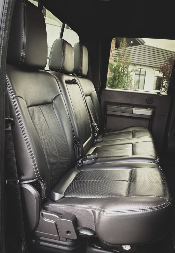 Used 2011 Ford F250 Lariat w/ Lariat Ultimate Pkg AWD/4WD image 32