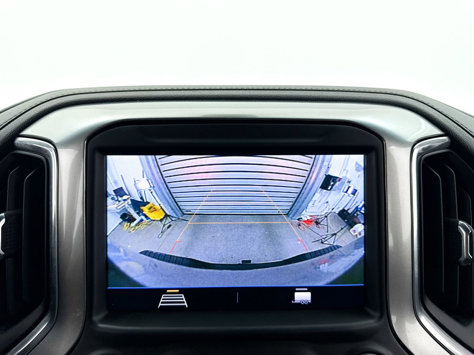 Used 2022 Chevrolet Silverado 2500 LT w/ Convenience Package image 10