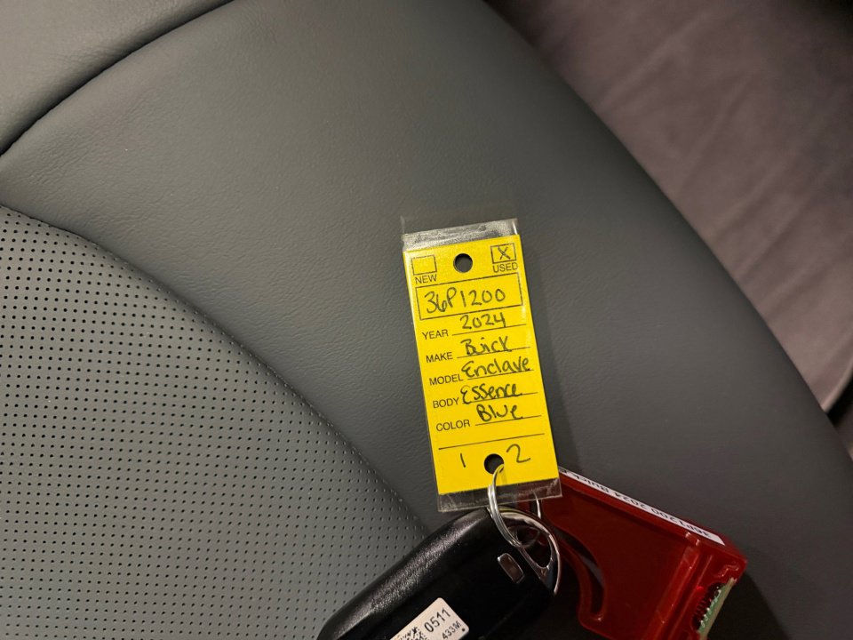 Used 2024 Buick Enclave Essence w/ Experience Buick Package image 35