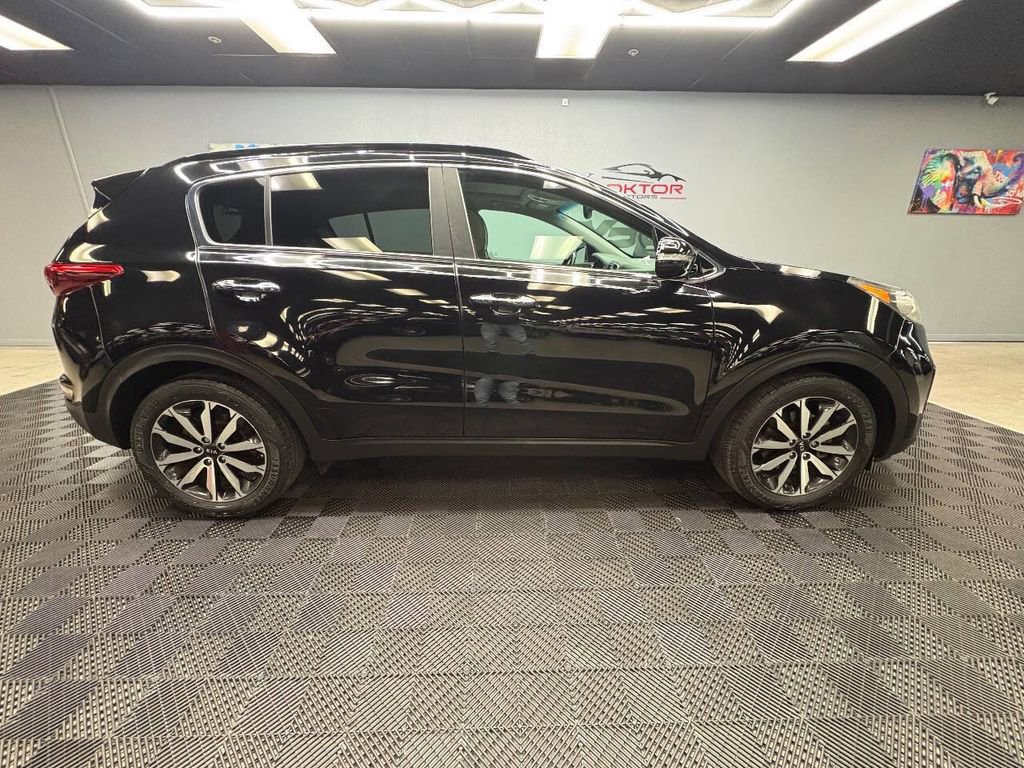 Used 2018 Kia Sportage EX w/ EX Technology Package image 12