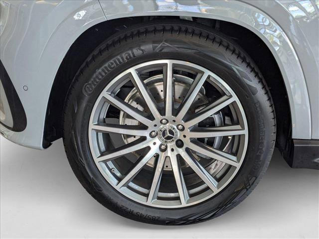New 2025 Mercedes-Benz GLS 580 4MATIC image 14