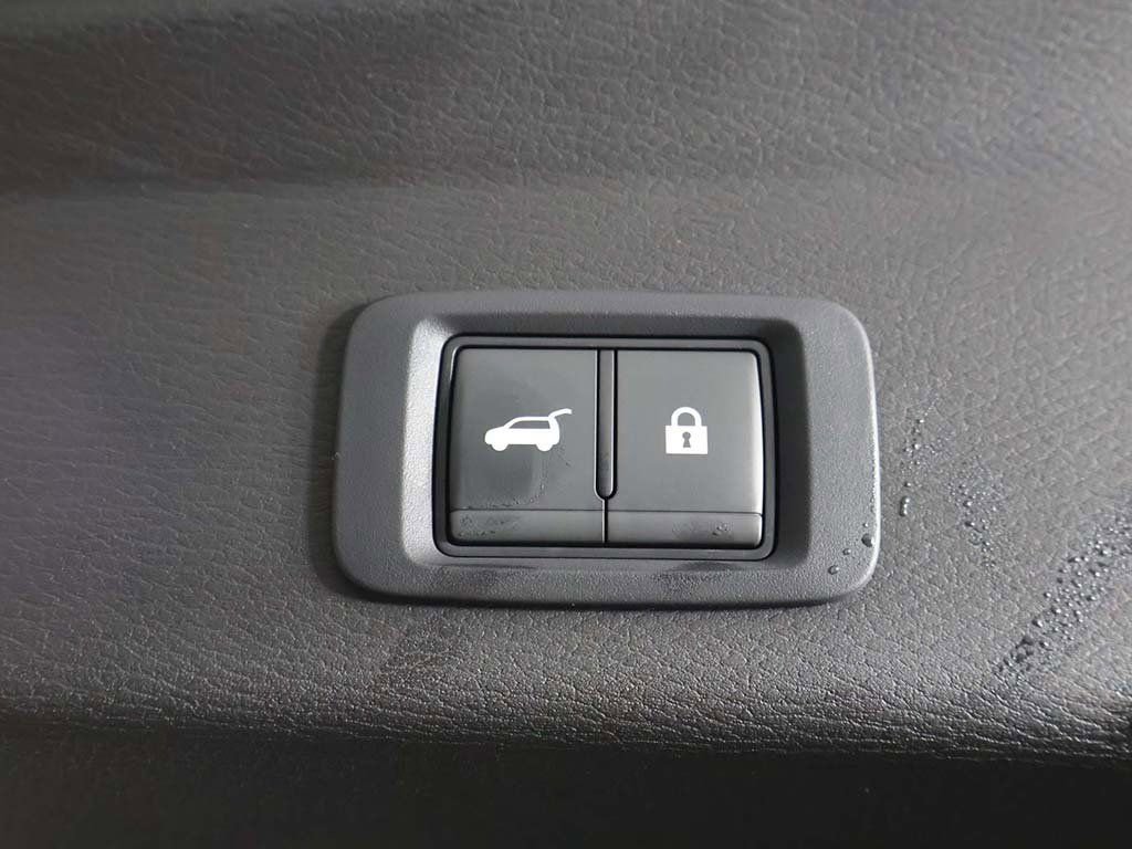 New 2026 Mitsubishi Outlander SE FWD image 21